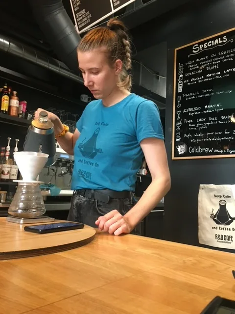 V60 coffee brewing at R&B Cafe